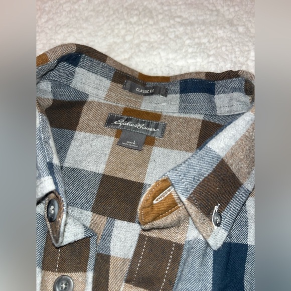 Eddie Bauer Plaid Flannel Button Down Classic Fit Shirt Blue Brown Men’s Large - Picture 3 of 6
